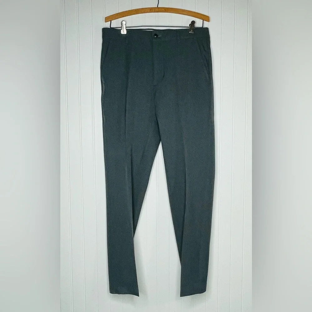 Greg Norman Flat Front Golf Pants
